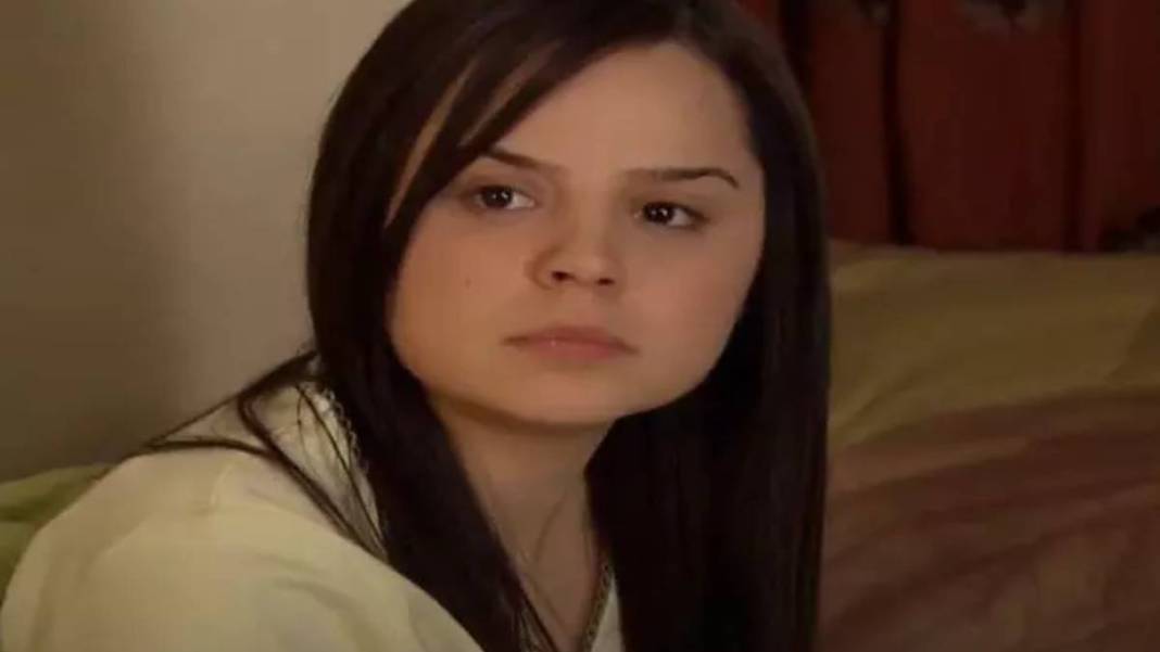 Aşk-ı Memnu dizisi Cemile'nin sevgilisi bakın kim çıktı? Ünlü oyuncuyla sevgili olduğunu görenler çok şaşıracak 2